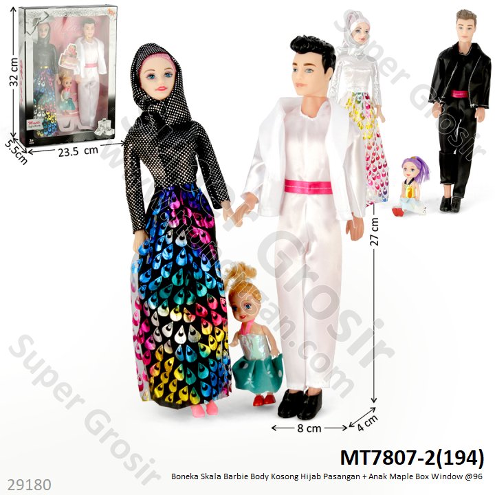 Boneka Barbie Keluarga Hijab Maple Box Window @96